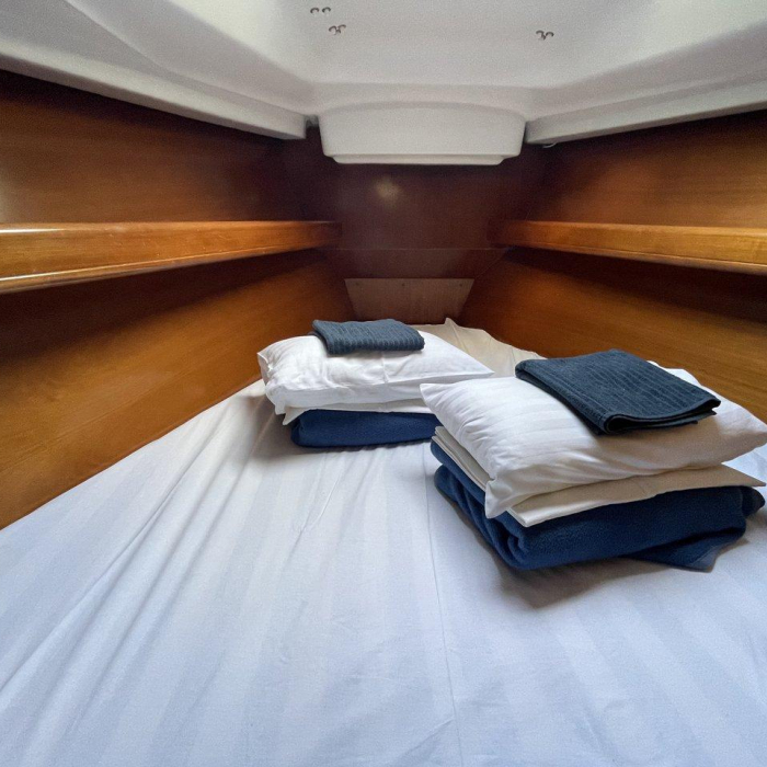 M&M | Oceanis 411 Celebration photo 20