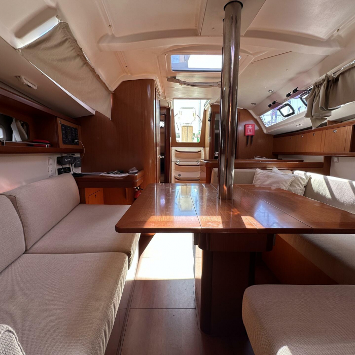 Blu | Oceanis 34 photo 11