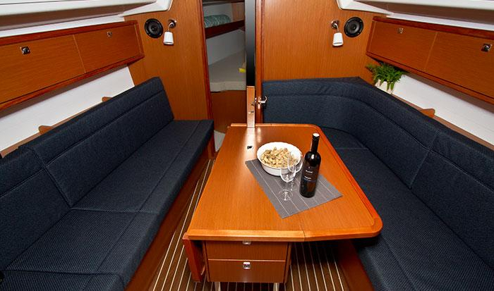 Tonkica | Bavaria Cruiser 34 photo 15