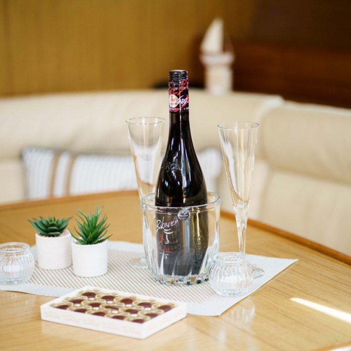 Ema | Sun Odyssey 42i photo 35