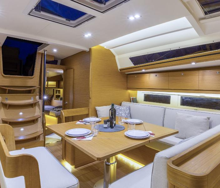 Sunshine Planet | Dufour 520 Grand Large photo 2