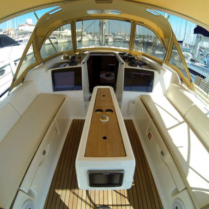 Sveti Ivan | Dufour 382 GL photo 4