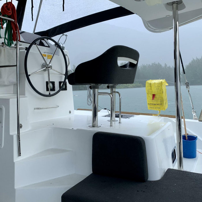 Unique | Lagoon 40 photo 16