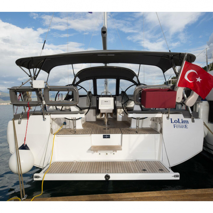 LoLim | Bavaria C42 photo 3