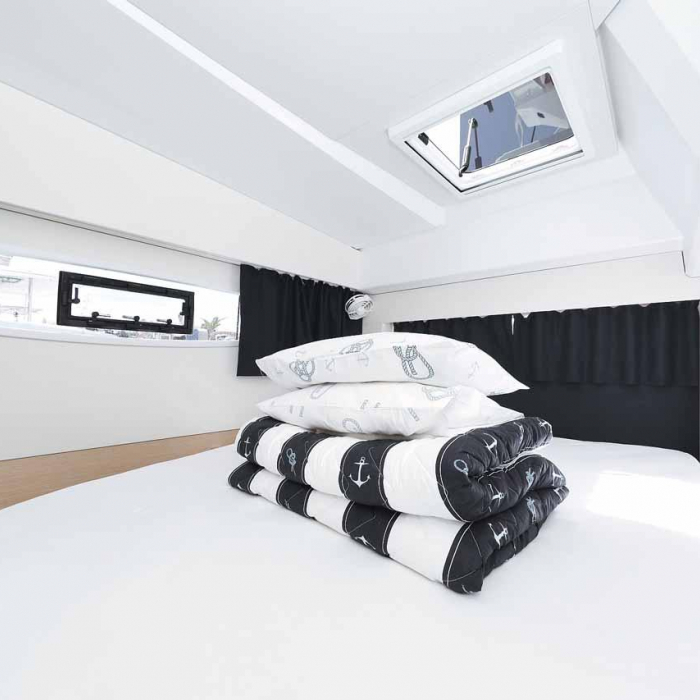 Bella V | Fountaine Pajot Astrea 42 photo 13