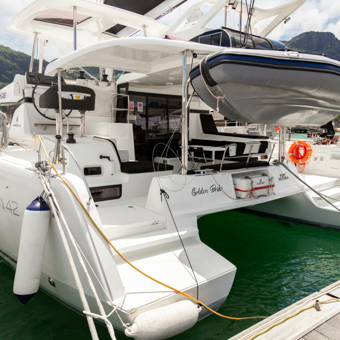 Golden Bride | Lagoon 42 photo 30