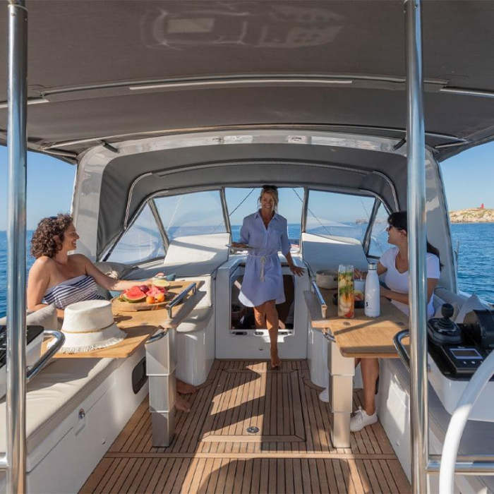 Philia | Oceanis 54 photo 10