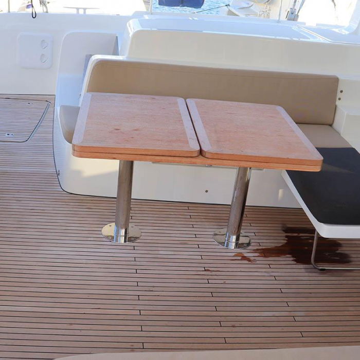 Jays 'n Seas | Lagoon 50 photo 5