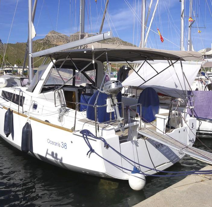 Moin | Oceanis 38 photo 1