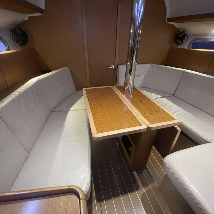Agatha | Sun Odyssey 36i photo 7