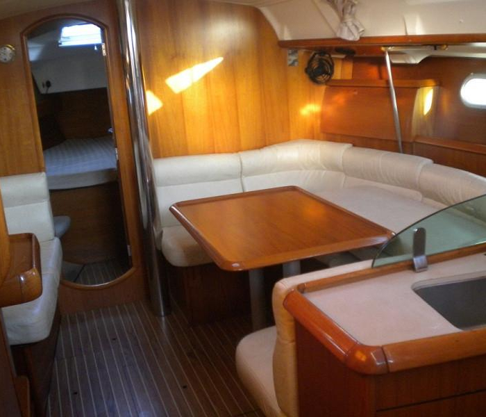 Panic | Sun Odyssey 40 photo 2