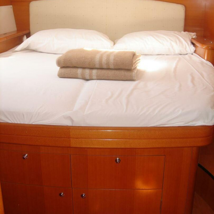 Isis | Lagoon 440 photo 43