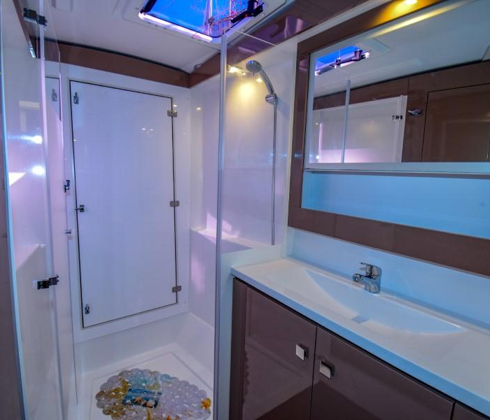 Amber | Lucia 40 photo 23