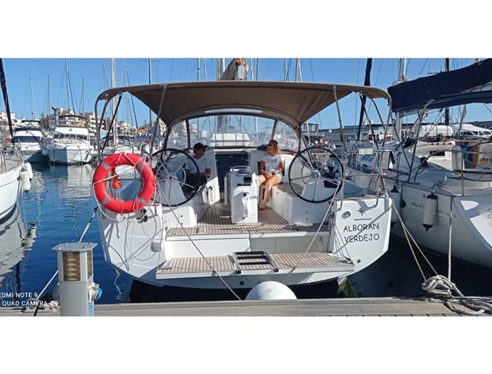 Alboran Verdejo (Las Galletas/Marina del Sur) | Sun Odyssey 410 (3Cab) photo 25