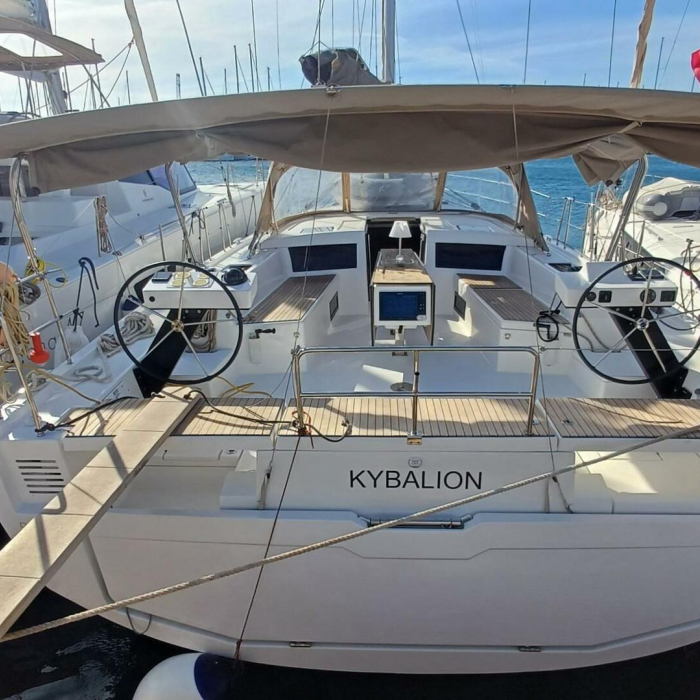 Kybalion | Dufour 470 photo 1