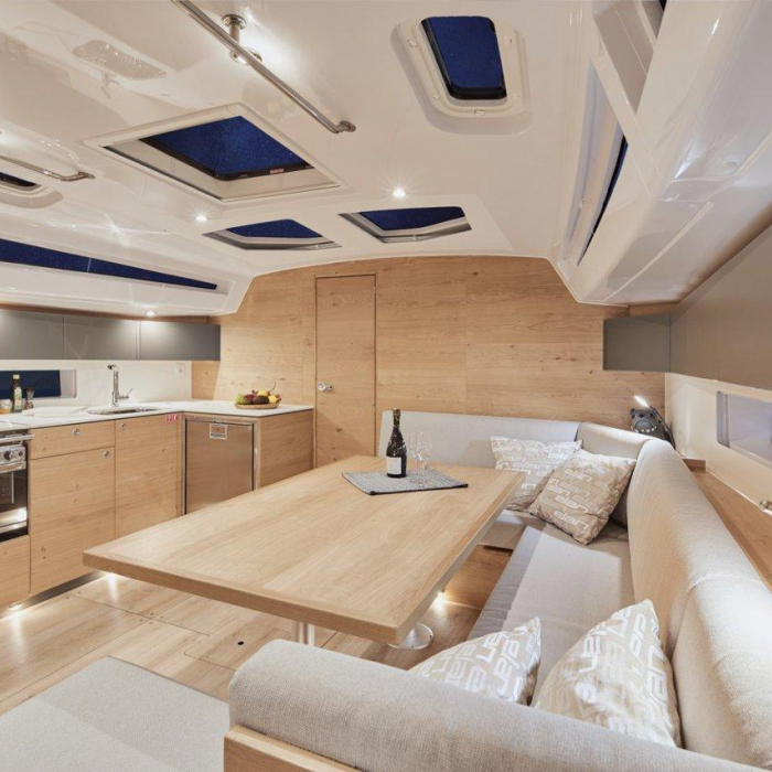 Hangover | Elan Impression 45 photo 15