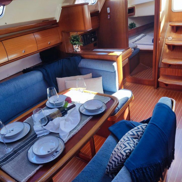 Ra | Bavaria 38 photo 23