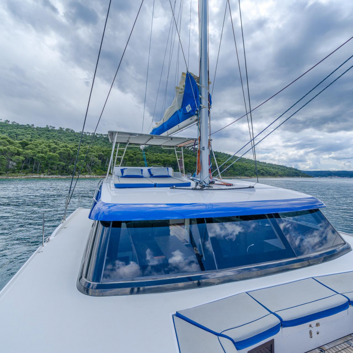 Blue | Luna 49 photo 16