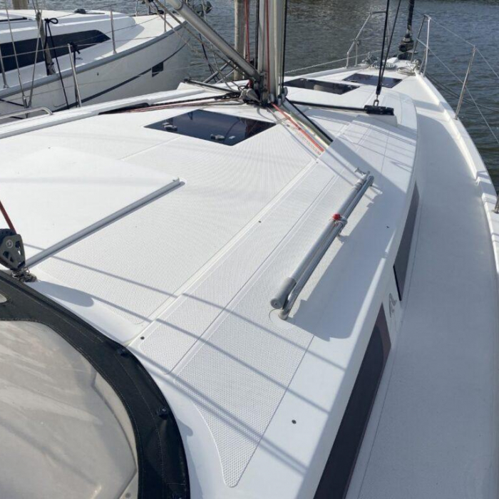 Kon-Tiki | Hanse 385 photo 1