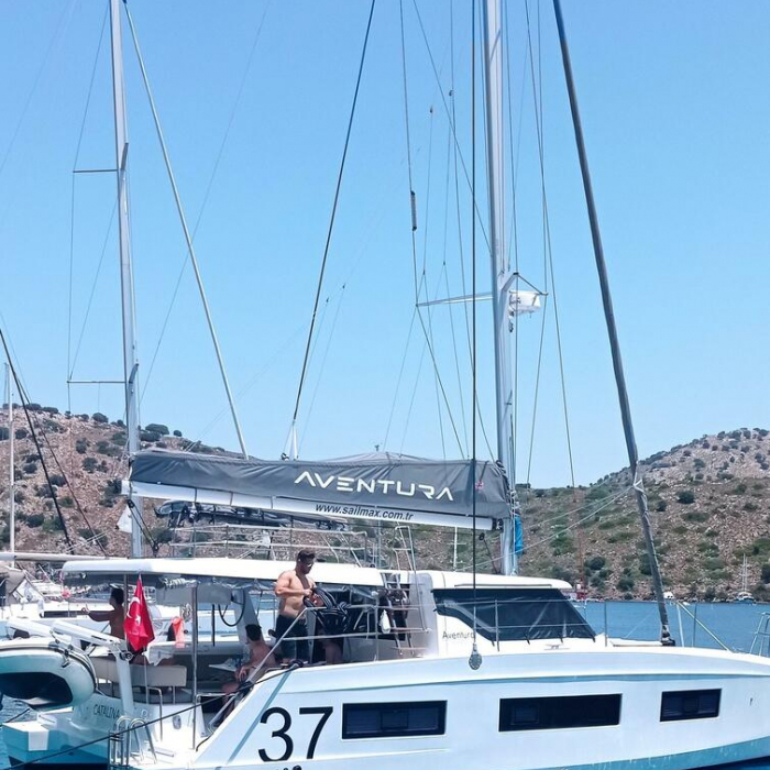 Catalina | Aventura 37 photo 4