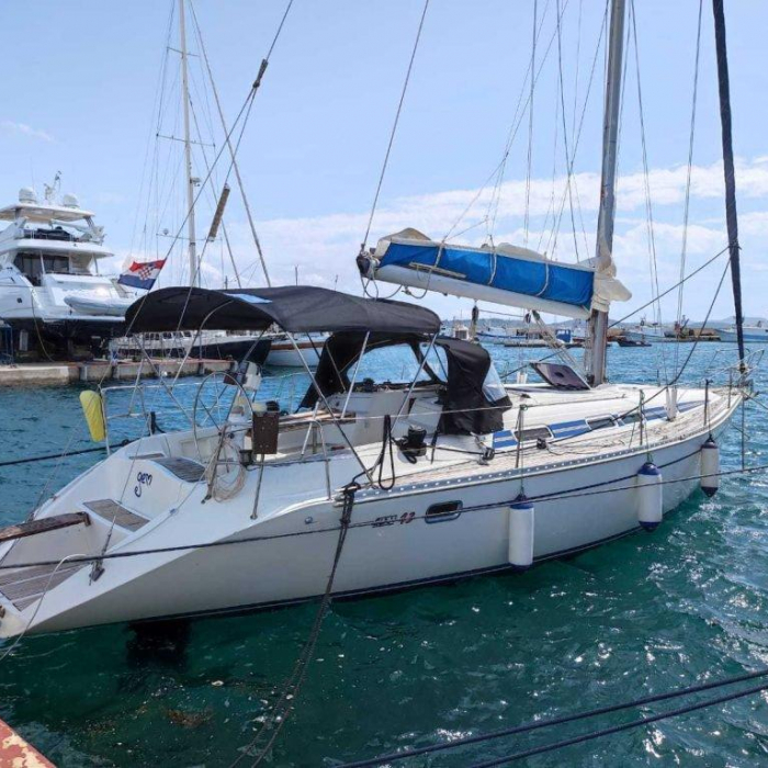 Gem | Elan 431 photo 2