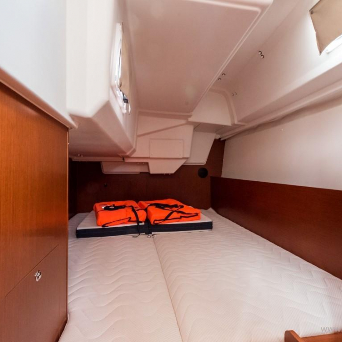 Bela | Oceanis 35.1 photo 27