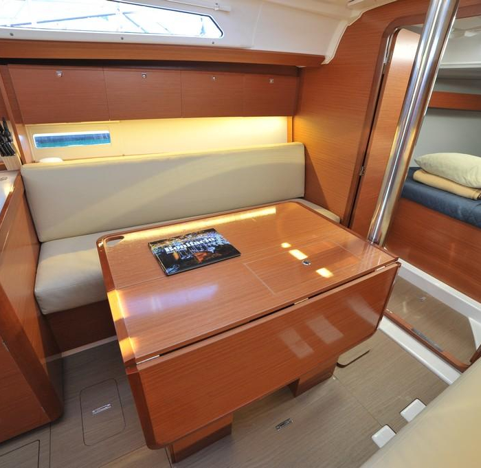 Else | Dufour 360 GL photo 19