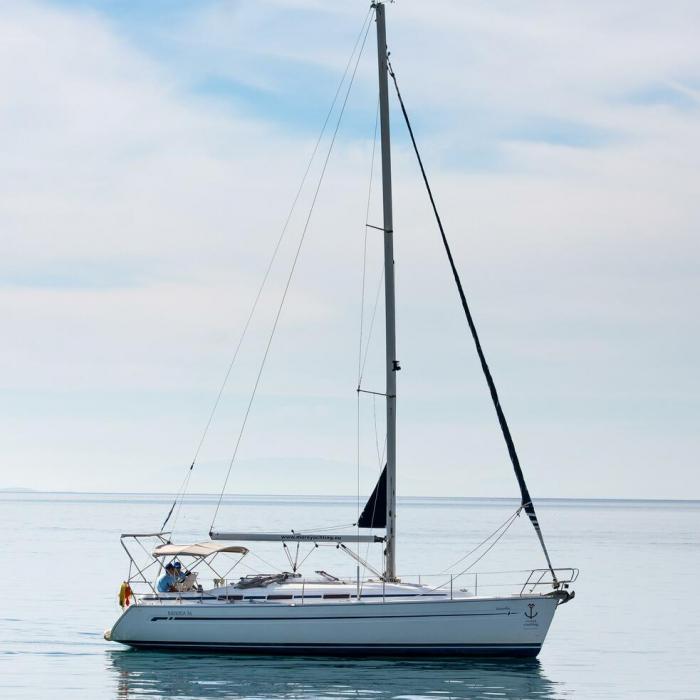 Konstantinos | Bavaria 36 photo 3