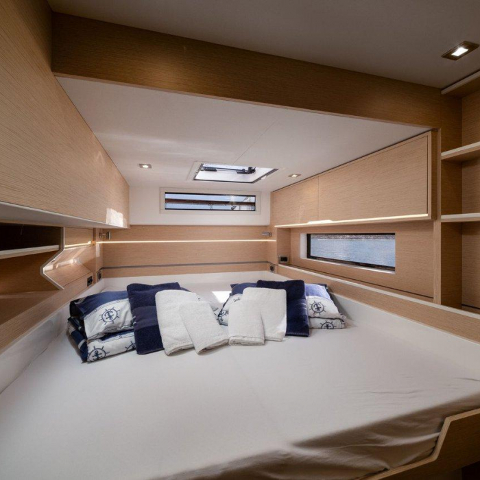 Du Du | Cervetti 44 photo 15