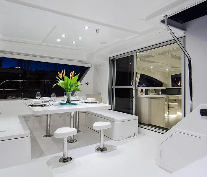 Andiamo (With Captain) | Leopard 50 photo 6