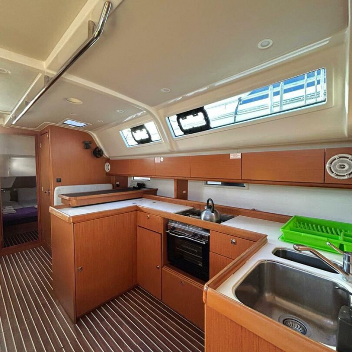 Leonidas VI | Bavaria cruiser 51 photo 9
