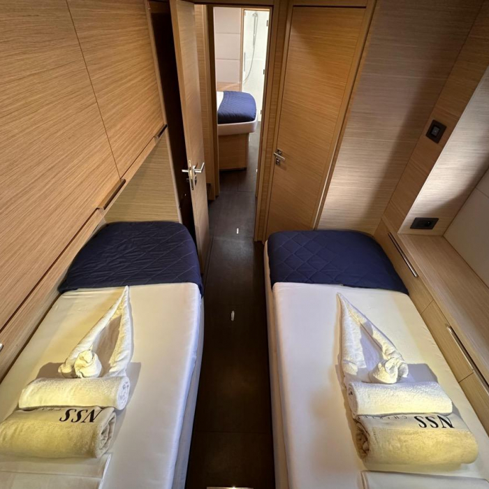 MAUI (GND) | Lagoon 55 photo 26