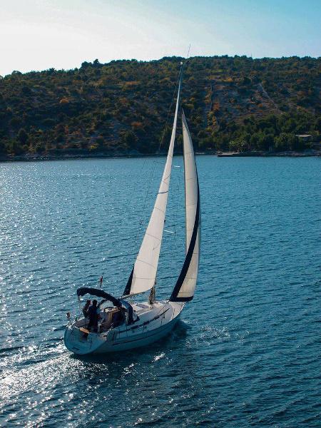 Sea Star | Bavaria 32 photo 4