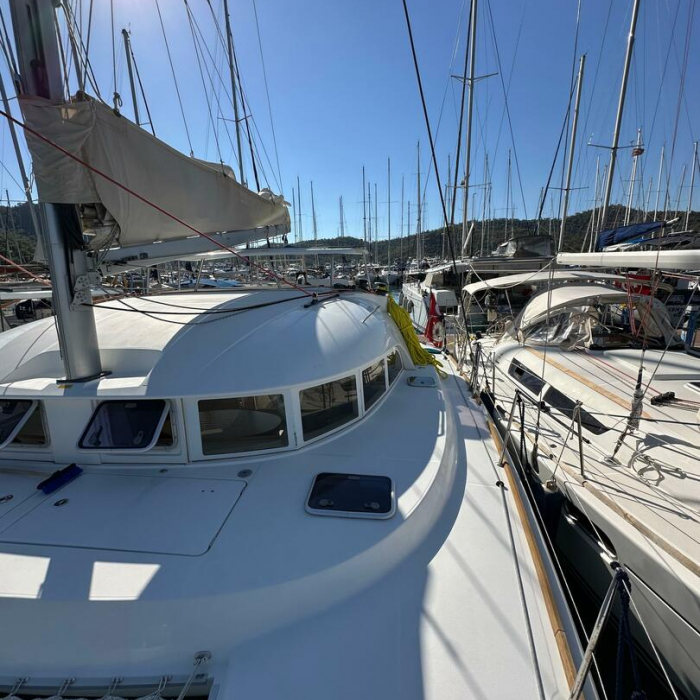 Miko | Lagoon 380 Owner photo 10