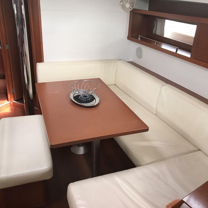 Alnair | Oceanis 45 photo 10