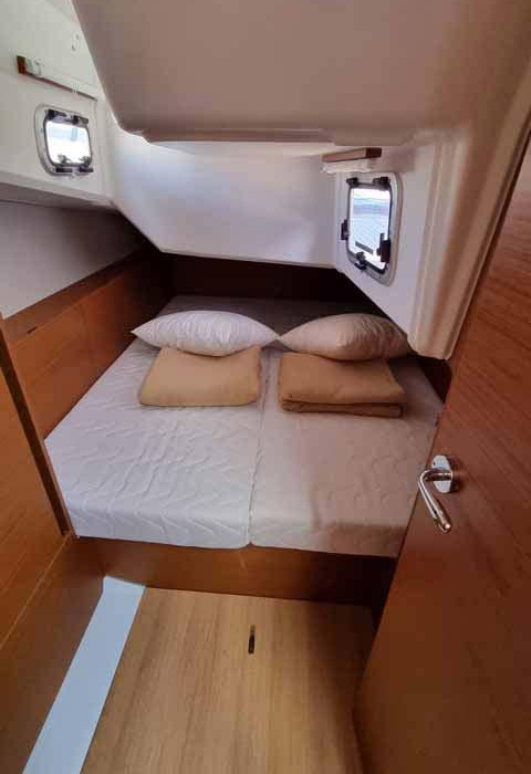 Bella Mia | Sun Odyssey 380 photo 10