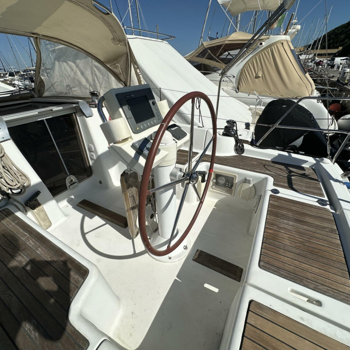 Blu | Oceanis 34 photo 25