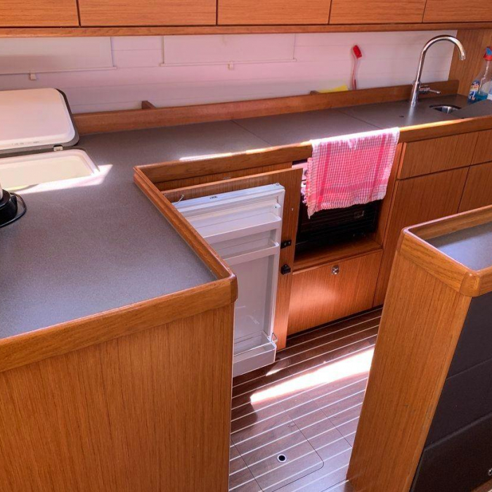 Blizzard | Bavaria Cruiser 46 photo 10