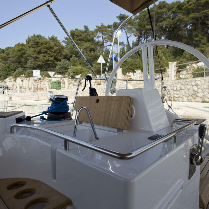 Vuschi | Elan 50 Impression photo 19