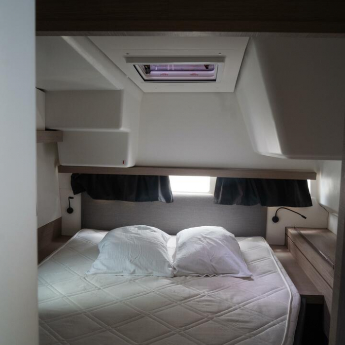 Isla | Fountaine Pajot Isla 40 photo 68