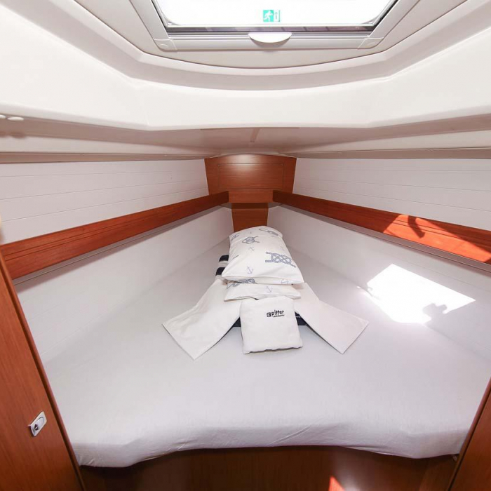 Nemo | Bavaria Cruiser 33 photo 5