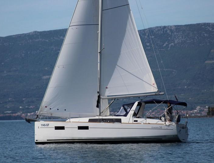 JEAN MICHEL | Beneteau Oceanis 35 photo 1