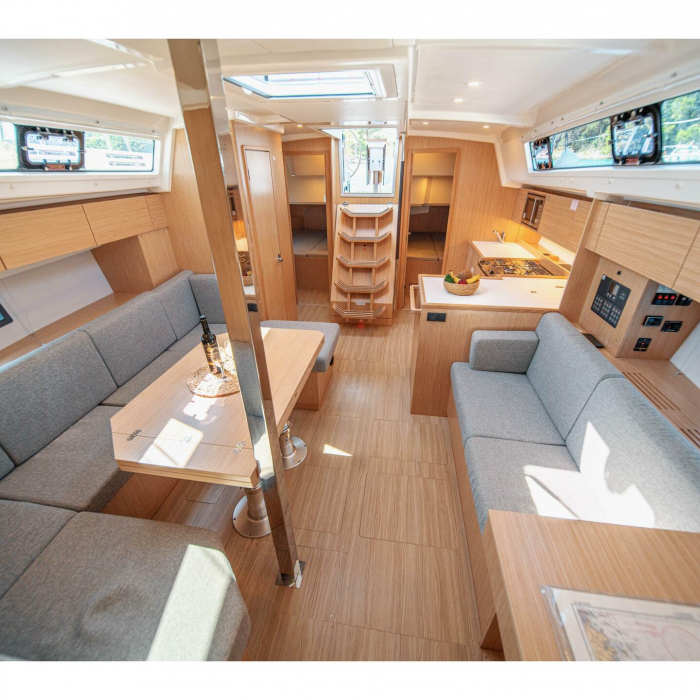 Fiona | Bavaria C42 photo 29