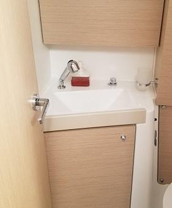 Rosa Bella | Oceanis 38.1 photo 19