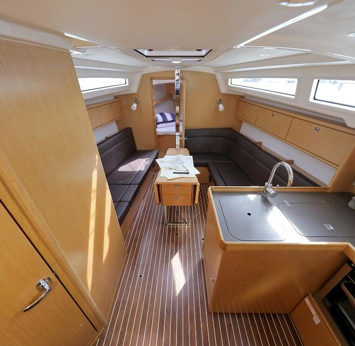 Arizona | Bavaria Cruiser 34 photo 15