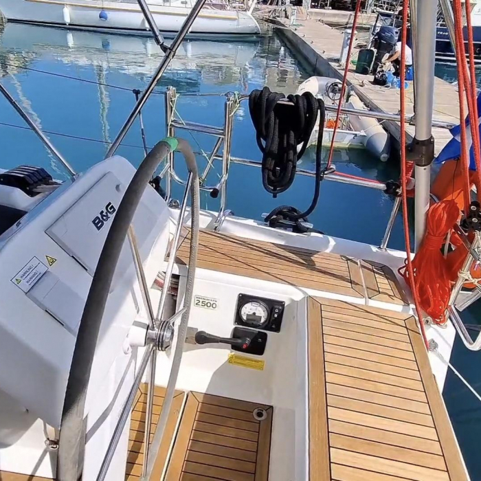 Foxtrot | Hanse 458 photo 2