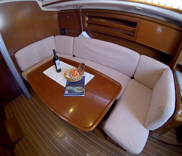 Sportski Vuk | Grand Soleil 37 R photo 5