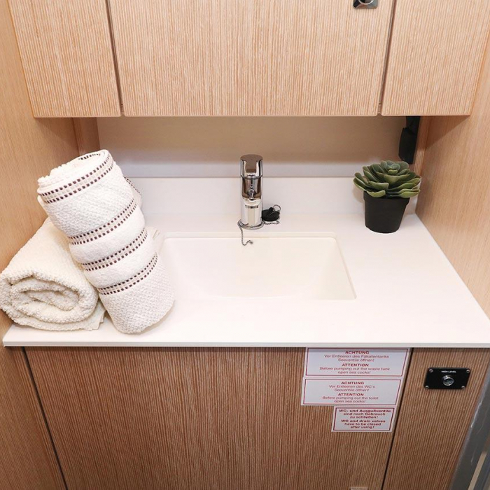 Aldebaran | Bavaria C42 photo 26