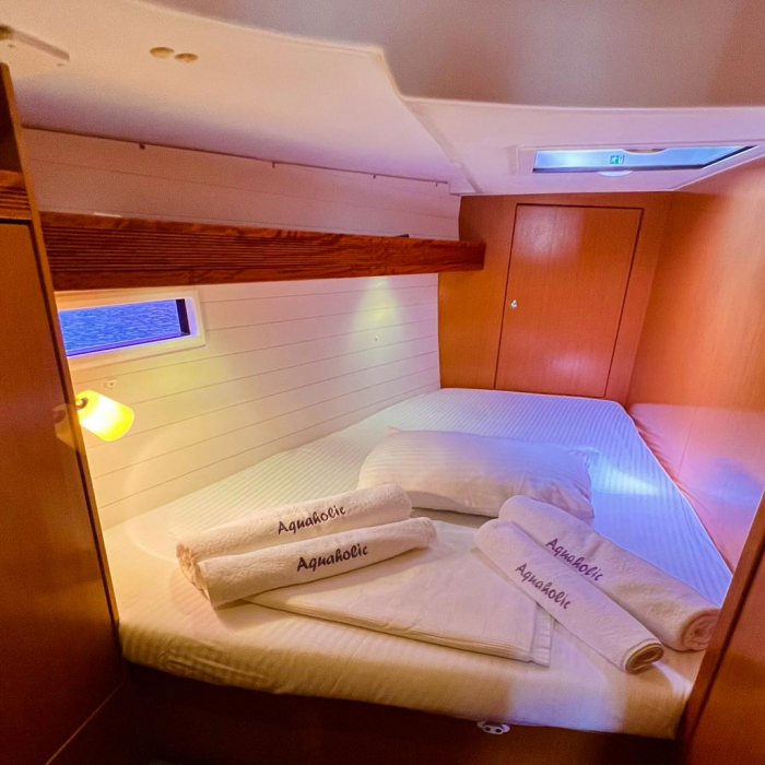 Aquaholic | Bavaria 45 photo 10