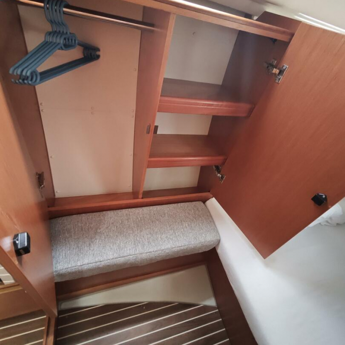 Charlie | Bavaria Cruiser 34 photo 12